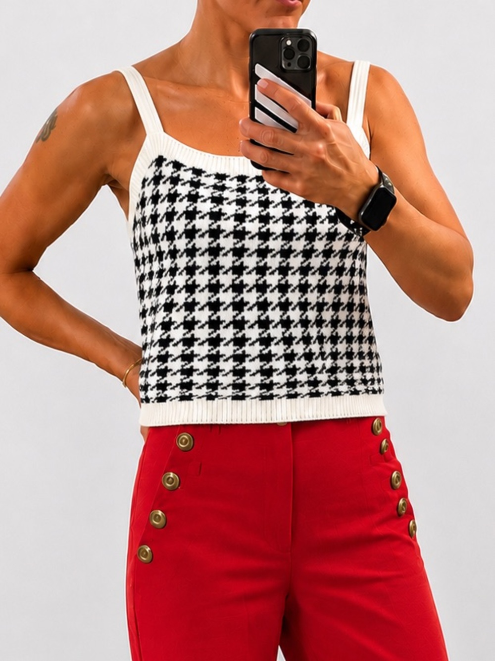 Houndstooth Fuzzy Knit Sweater Crop Tank Top - Black & White Size Medium